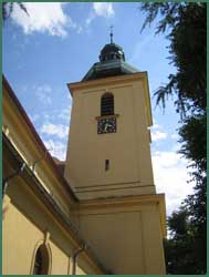 Turm der Pfarrkirche in Tarnau