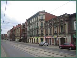 Straßenzug in Biskupitz – Die ehemalige Beuthener Straße heißt heute Bytomska.